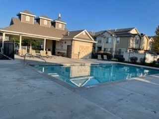 Photo - 977 Chelsea Ln