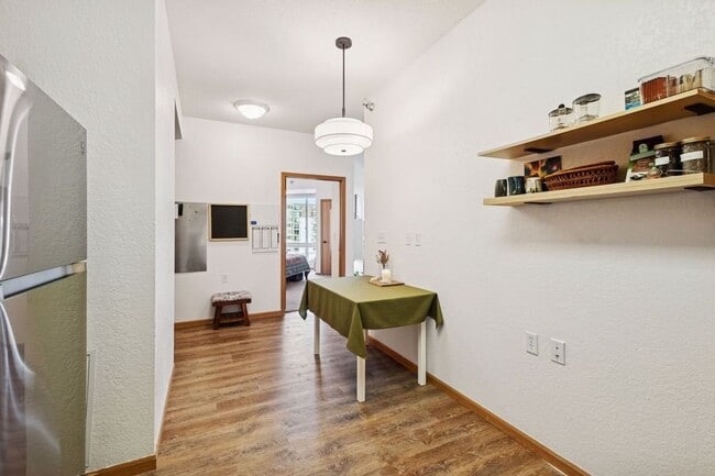 Photo - 6600 Lyndale Ave S Unidad 400