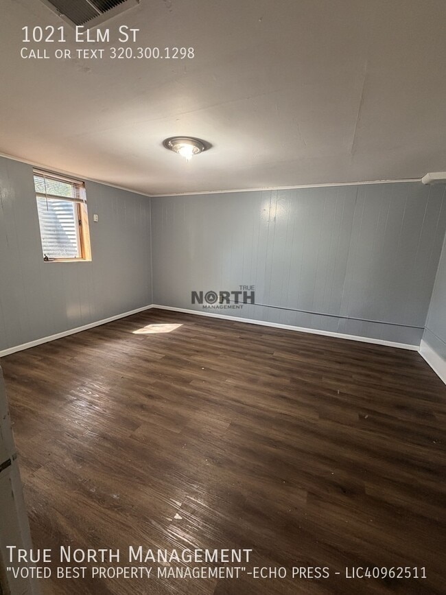 1021 Elm St