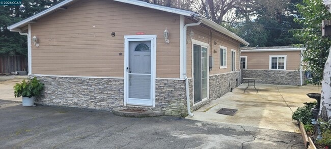 Photo - 1181 Danville Blvd