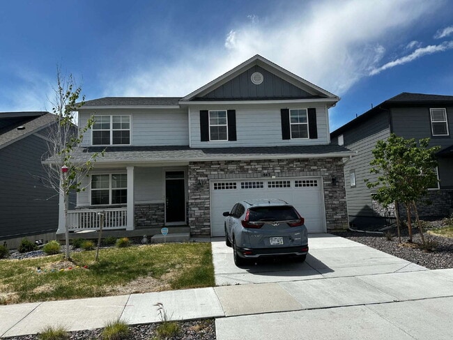 Photo - "Spacious 4-Bedroom Retreat in Aurora with 2.5 Baths in Murphy Creek!"