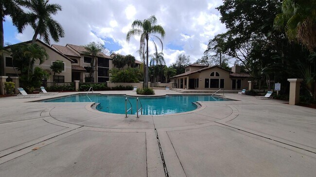 Photo - 4501 W McNab Rd Unidad 11