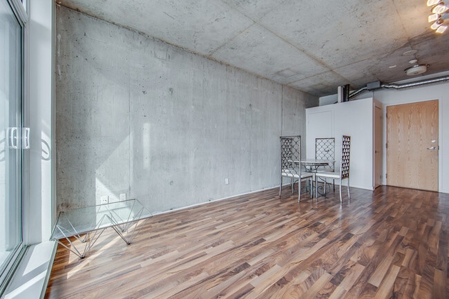 Photo - 150 Sudbury St