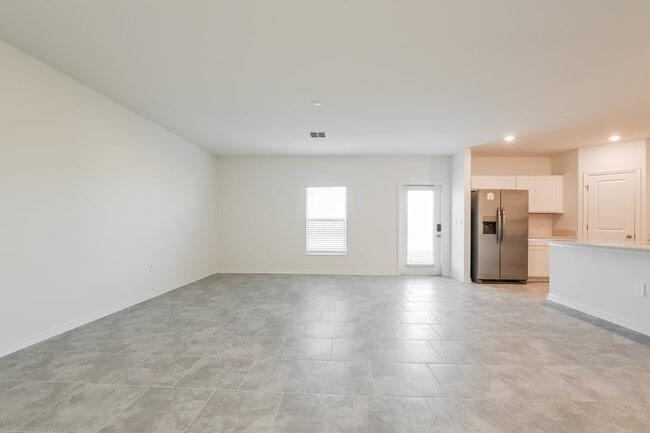 Photo - 1220 Tyler Lp