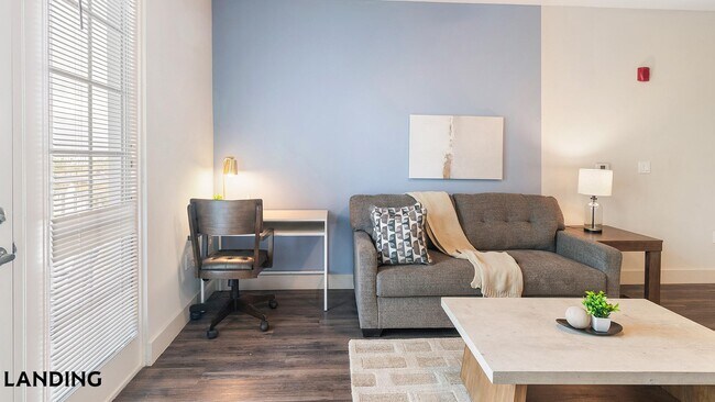5885 Lakehurst Dr Unit 2411