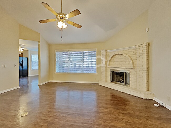 Photo - 4748 Crystal Brook Dr