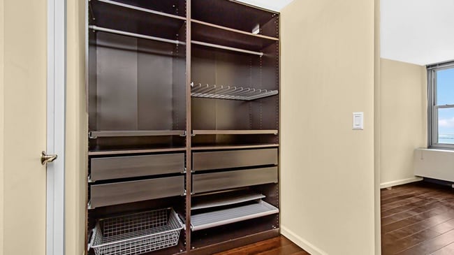 Photo - Lakeshore East Convertible Unit 3321