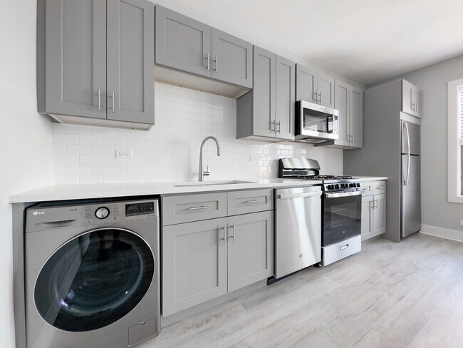 369 Hazel Ave Unit D8