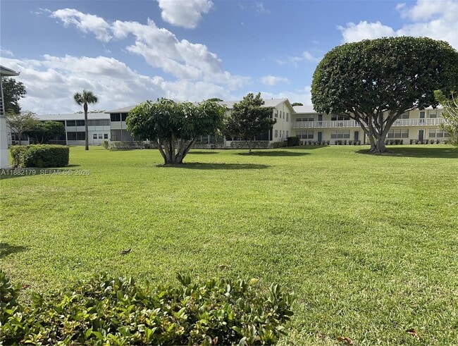 Photo - 272 Camden L Unit 272