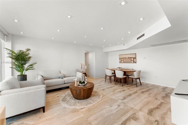 Photo - 5900 Collins Ave