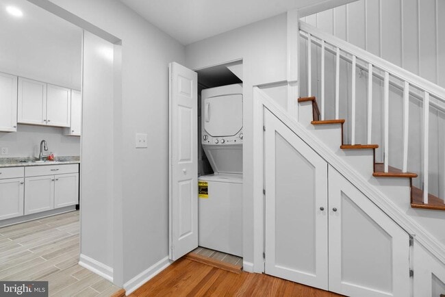 Photo - 715 Anderson Ave