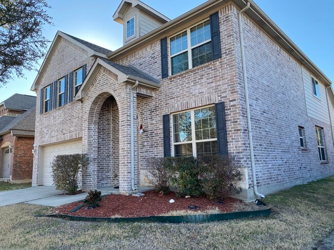 Photo - 3905 Jeanette Ln