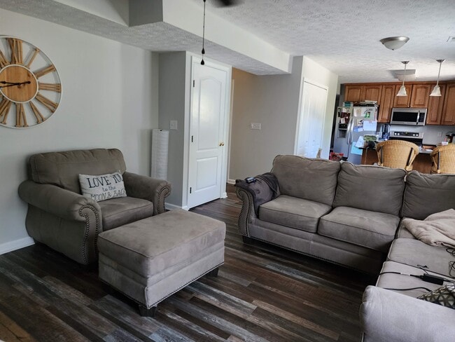 Photo - 1146 Deercreek Dr