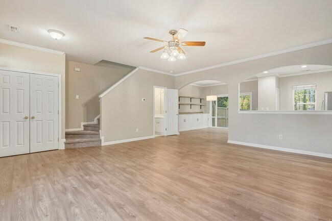 Photo - 3 Bedroom, 2.5 Bathroom Townhouse with Fen...