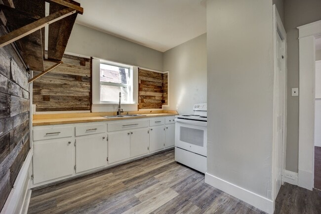 Photo - Freshly Updated 3 Bedroom Home