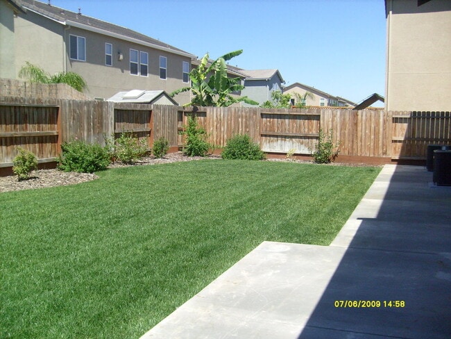 Photo - Beautiful 4 Bedroom Home on Prosperity, Modesto