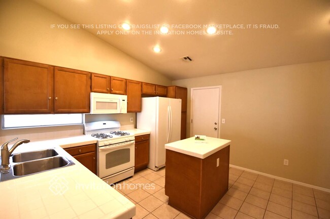 1516 Los Alamos Dr