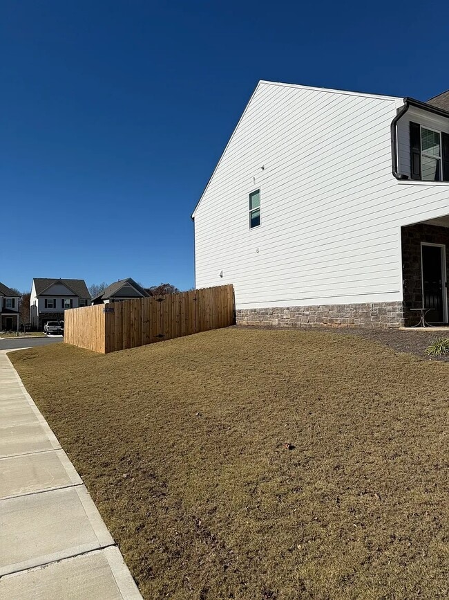 Photo - 9 Pineview Dr