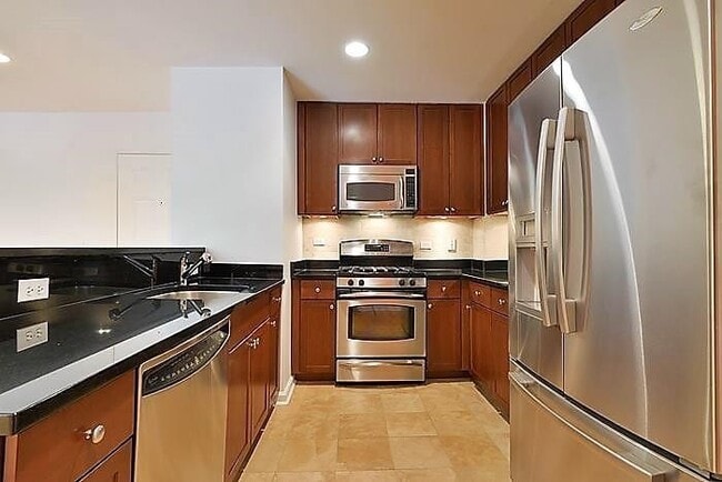 Photo - 659 1st St