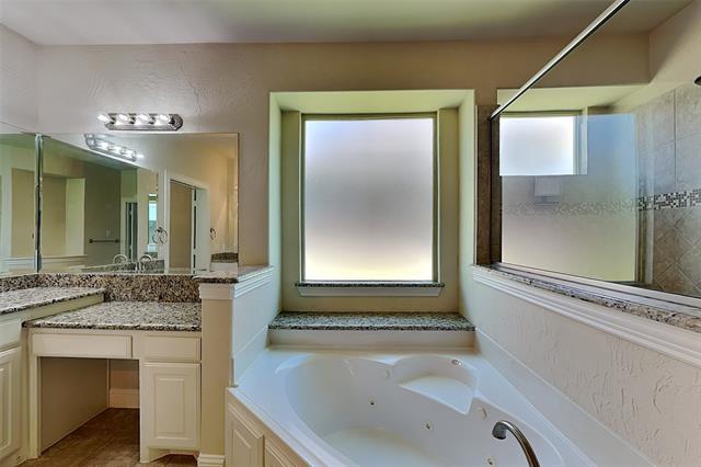 Photo - 3006 Knightsbridge Ln