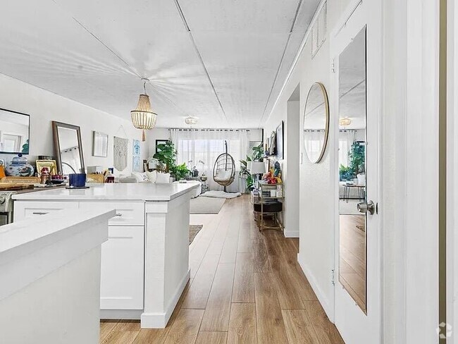 Building Photo - 4500 N Flagler Dr Unit B19 Rental