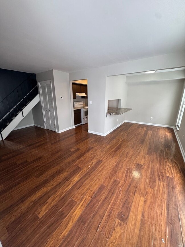 Photo - 5028 Woodmark Dr