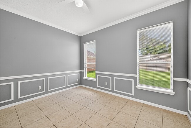 Photo - 4806 Sunshine Dr