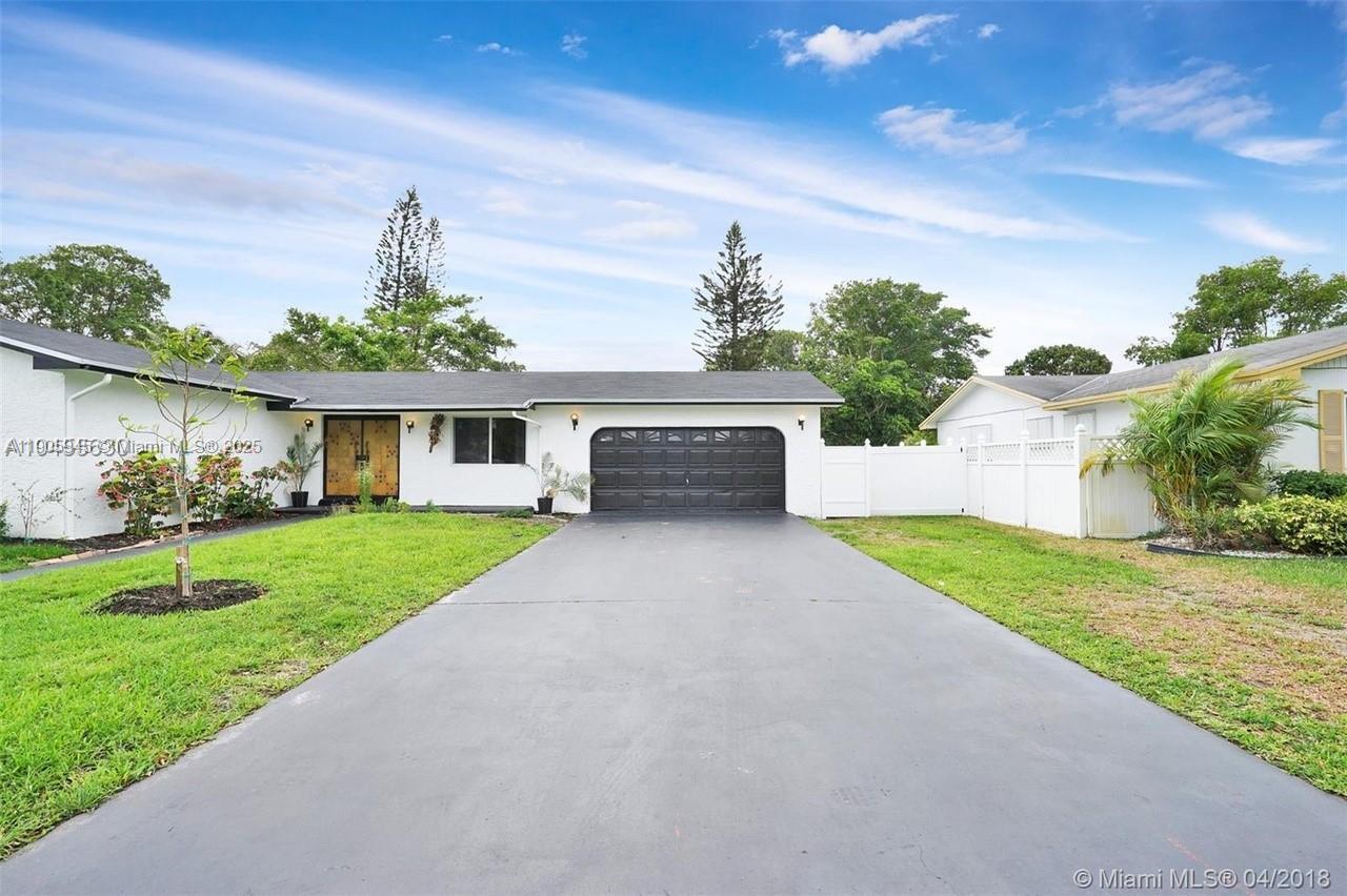 Photo - 17000 NW 18th Ave