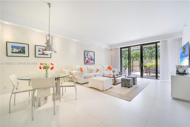 Photo - 251 Crandon Blvd Unidad 136