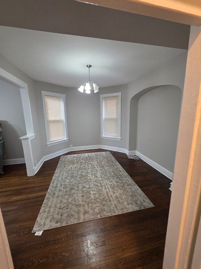 1318 N Homan Ave. Unit 1