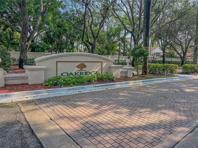 Photo - 5371 SW 32nd Terrace