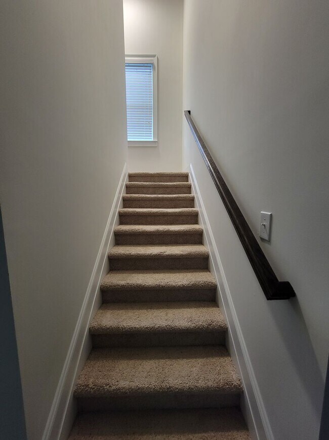 234 Thacher Lp