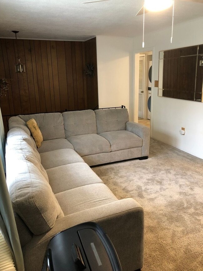 Photo - 1606 Daniels Run Rd NE