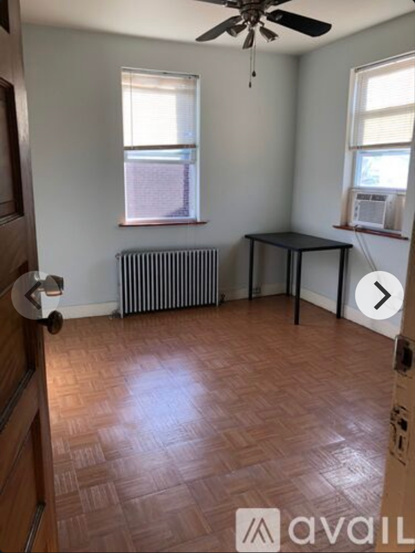 Photo - 722 League St