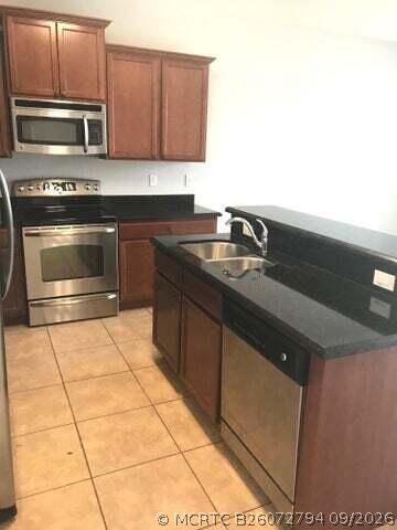 Photo - 219 SW 7th St