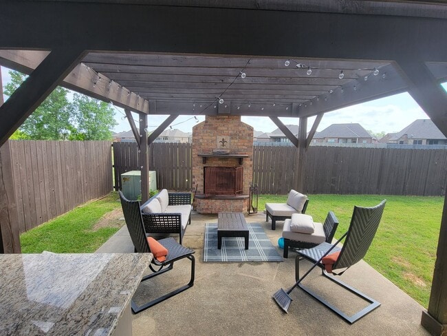 Photo - Cyrpess Bend Rental (4 Bedroom 3 Bath)