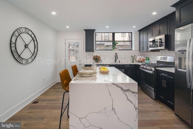 Photo - 2018 S 8th St