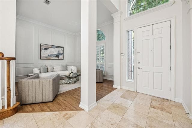 Photo - 700 Dover Pl