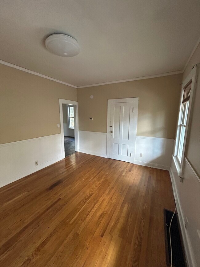 Photo - 39 Springdale Ave