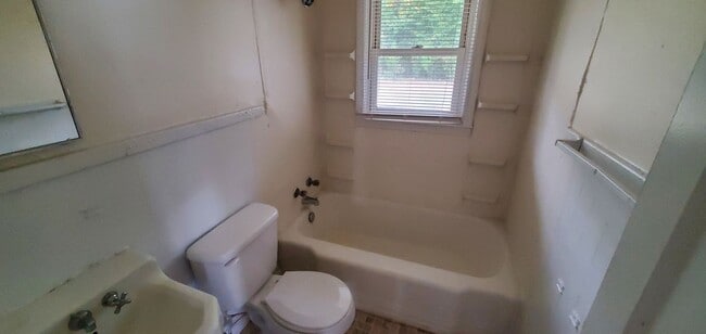 Photo - 4406 Trinity Ave Unit A