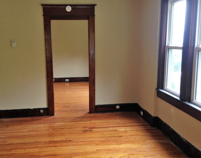 Photo - 223 E Mountain Rd Unit Suite 2