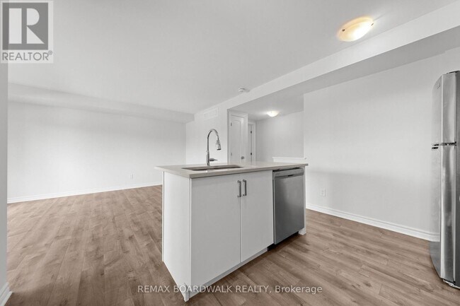 Photo - 780 A March Rd