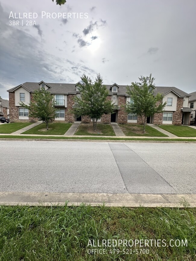 Valley View Condominiums - Valley View Condominiums
