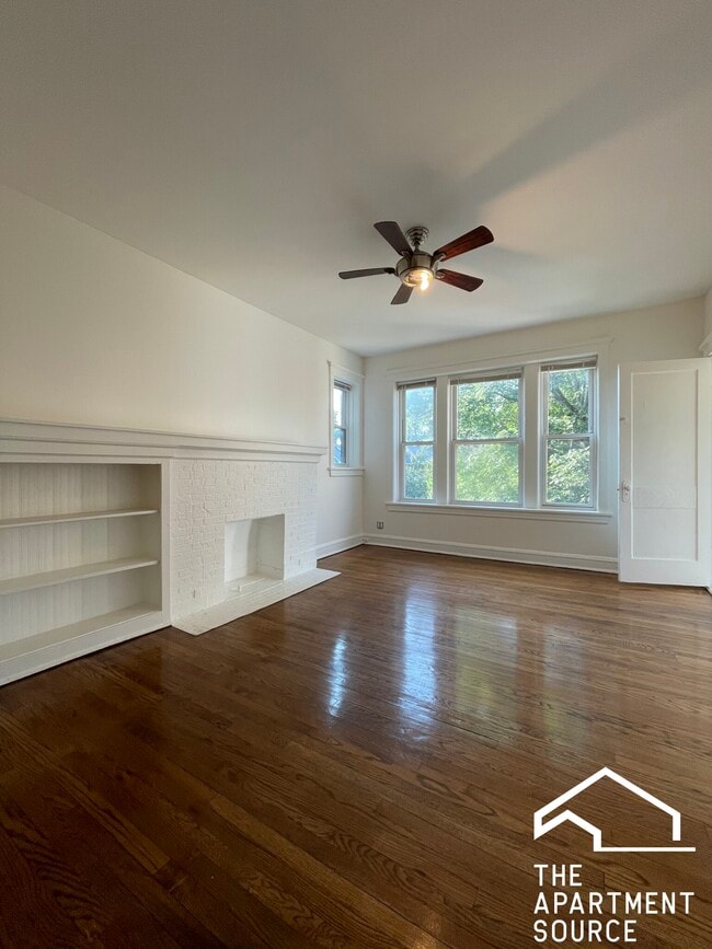 Building Photo - 1544 W Birchwood Ave Unit 2 Rental