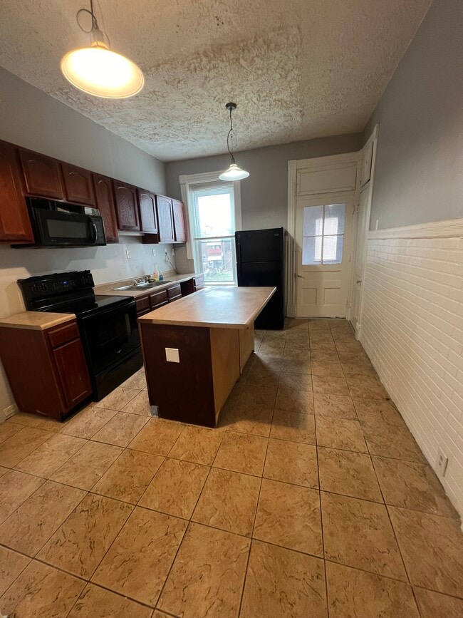 Photo - 2030 E Fair Ave Unit Fair ave