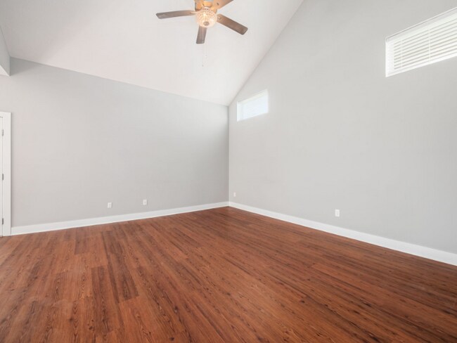 101 Glenridge Dr