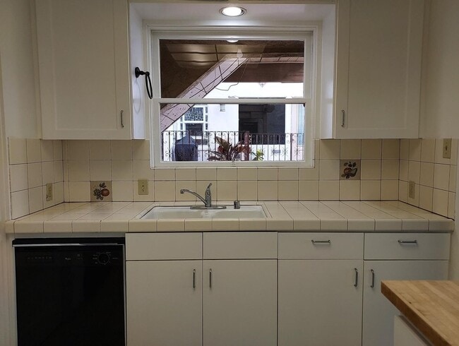 Photo - South Mission Hills/Midtown 2 Bed/2 with Views! Unit 3366