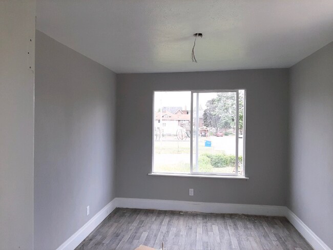 Photo - 509 W High St Unit 103