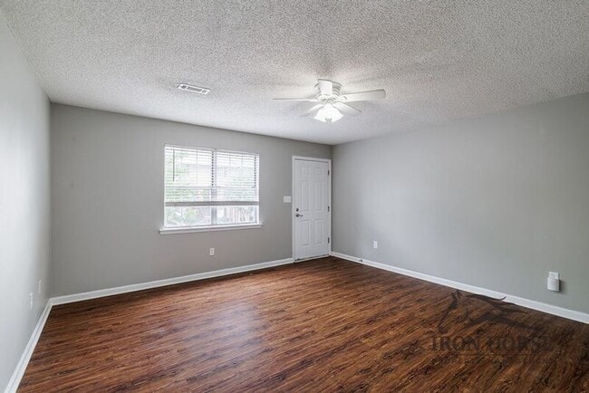 Photo - 2165 S Milledge Ave