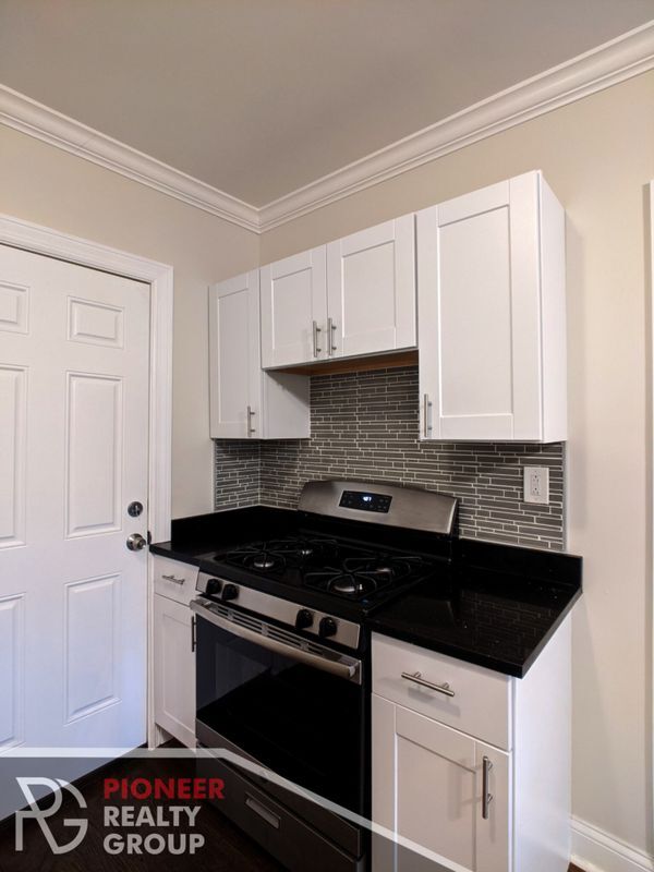 Photo - 1056 W Lill Ave Unit 2